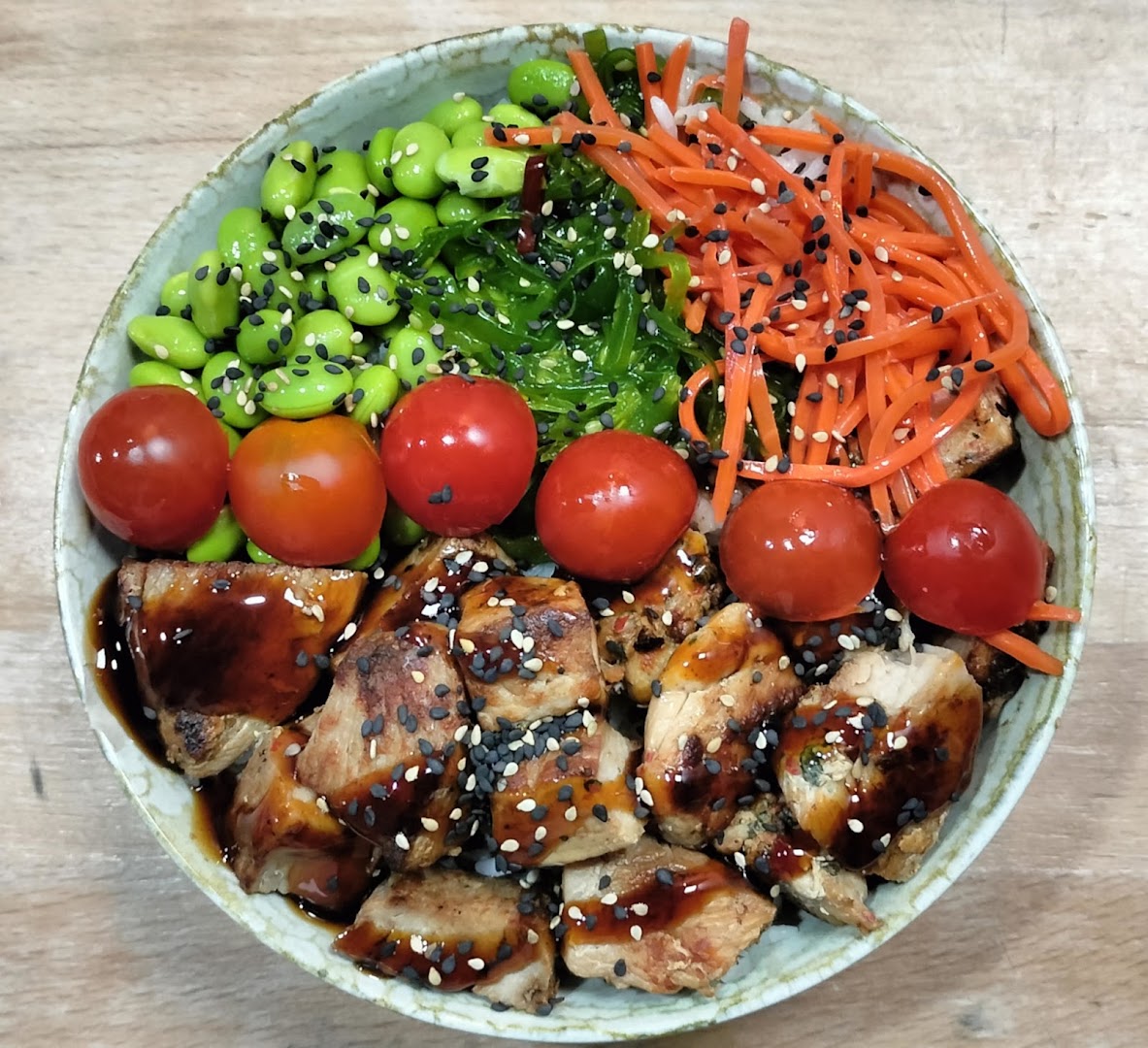 Poke & Surf Bowls San Mamés · Fotos 3